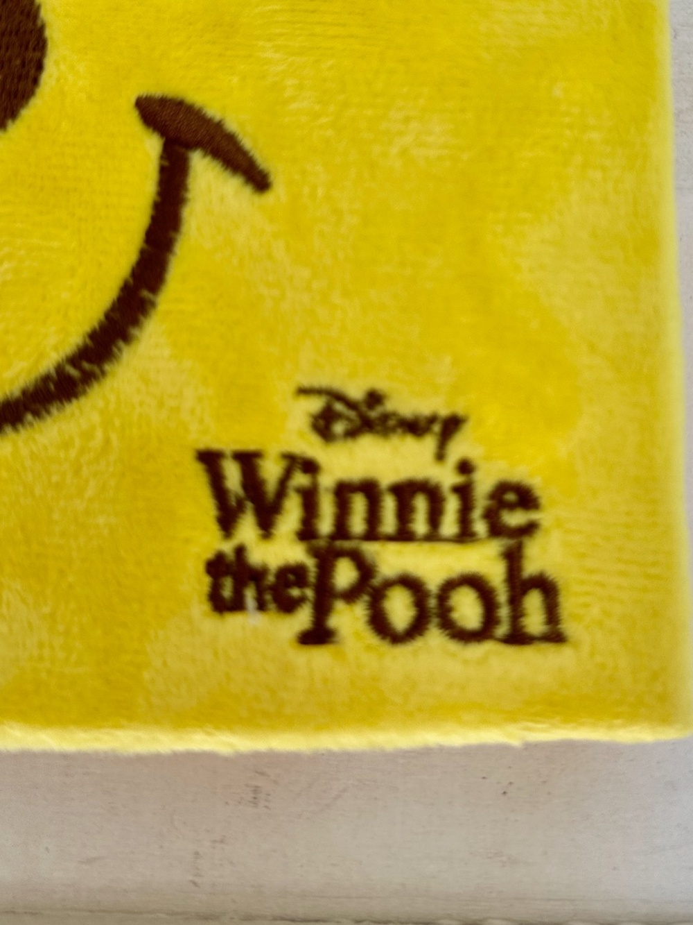 Disney Winnie the Pooh Eyeshadow Palette w/ Mirror Cute Collector Makeup Palette - Picture 3 of 10